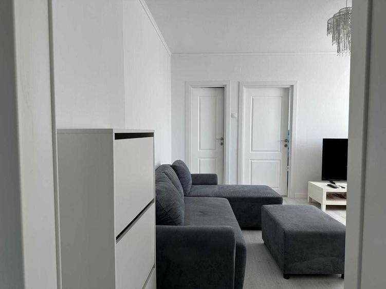 Apartament cu 2 camere semidecomandat în Romană