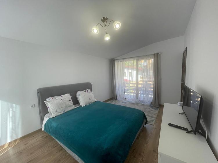 Duplex cu 3 camere cu Canalizare în Florești