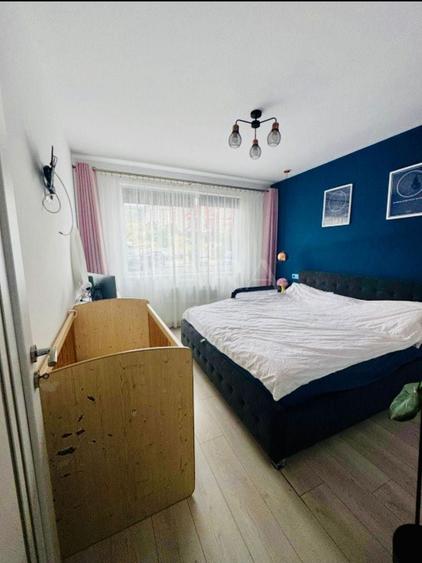 Apartament cu 3 camere, mobilat în Vest