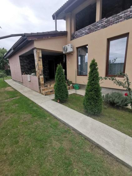 Casă cu 6 camere cu Teren 629 Mp în Central