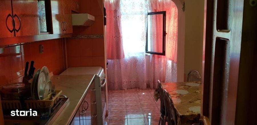 Inchiriez apartament 3 camere - 7