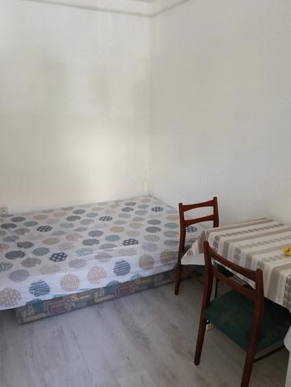 Casă cu 1 camere cu Teren 10 Mp în Central