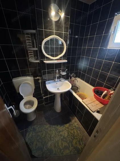 Apartament cu 3 camere decomandat în Micro 39