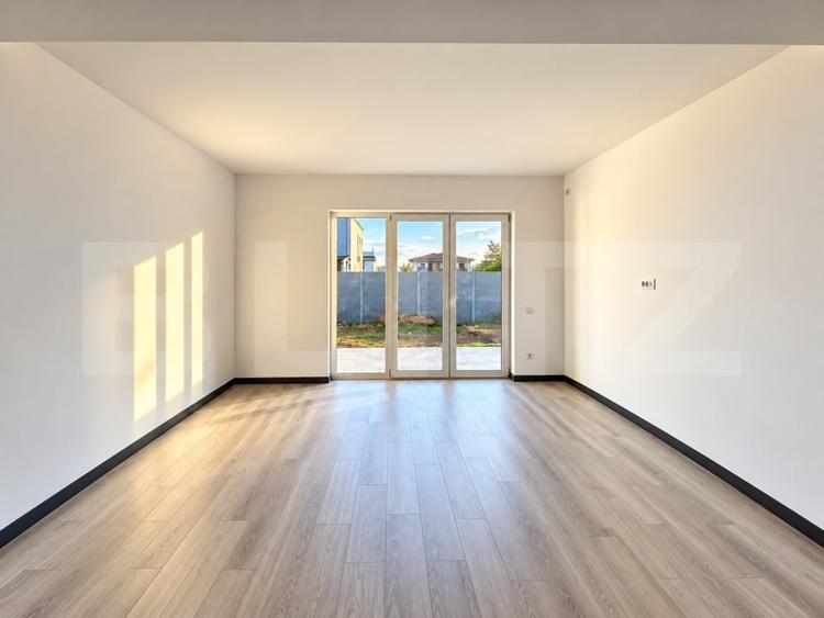 Duplex cu 3 camere cu Canalizare în Dumbrăvița