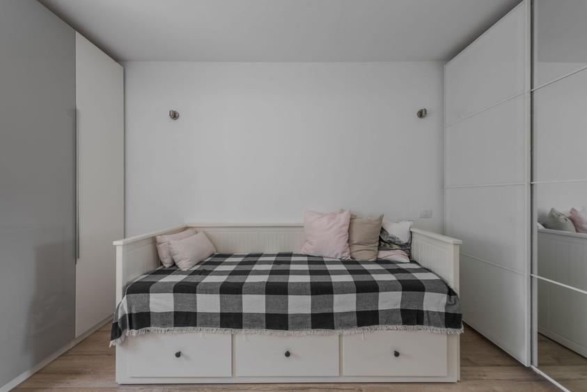 Apartament cu 3 camere decomandat în Grozăvești