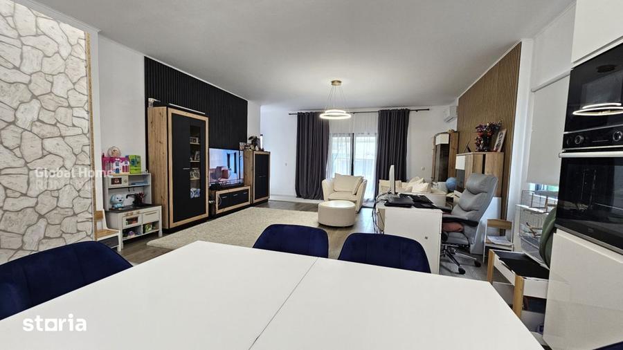 Casă cu 4 camere cu Teren 200 Mp în Tunari