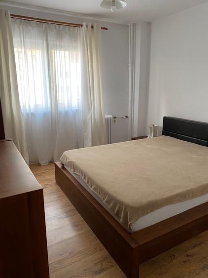 Apartament cu 2 camere semidecomandat, mobilat în Tineretului