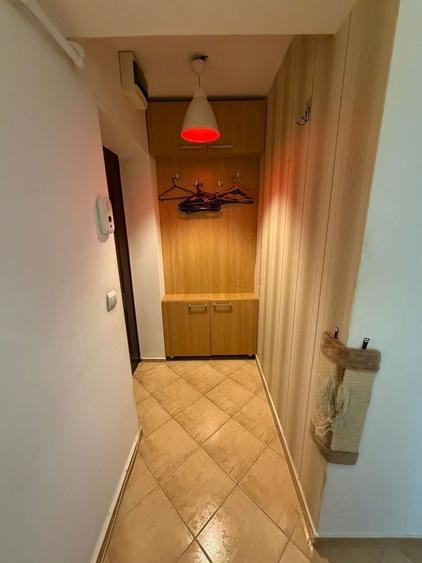 Apartament cu 2 camere decomandat, mobilat în Colentina