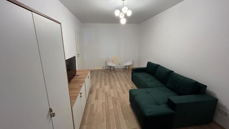 Apartament cu 2 camere decomandat, mobilat în Central