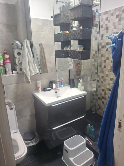 Apartament cu 2 camere semidecomandat în Prelungirea Ghencea