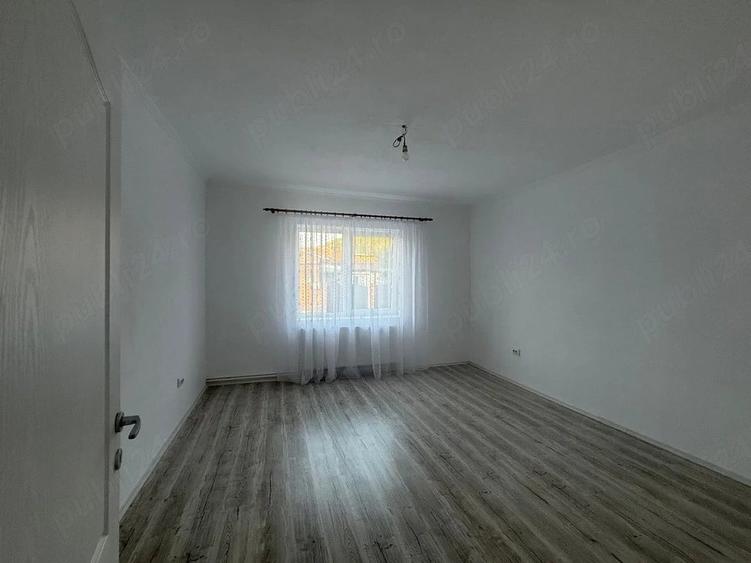 Casă cu 5 camere cu Teren 800 Mp în Central