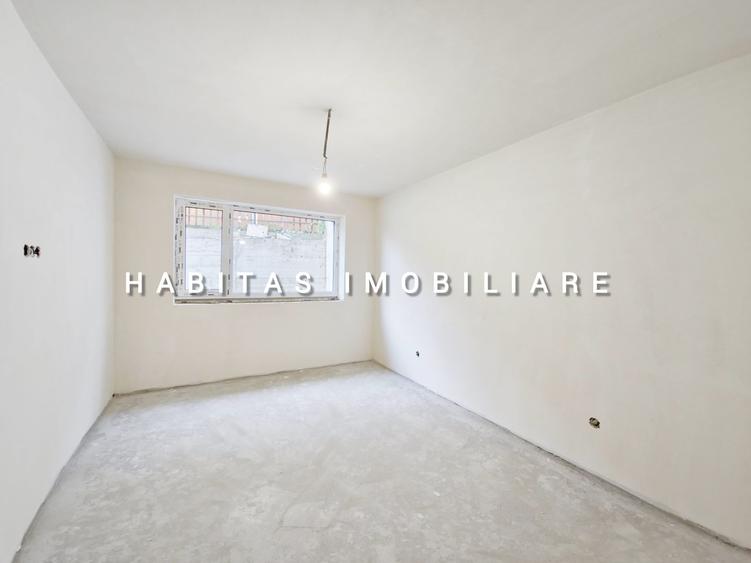 Duplex cu 5 camere cu Canalizare în Mănăștur