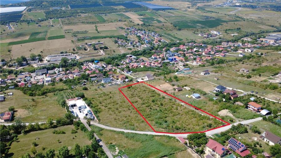 Teren agricol extravilan de 16758 mp, în Iris