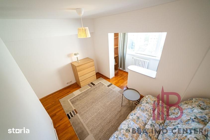 Apartament cu 4 camere în Aurel Vlaicu