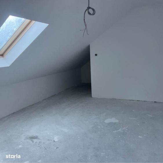 Casă cu 4 camere în Iaslovăț