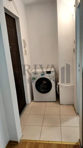 Garsonieră decomandată, mobilată în Buziașului