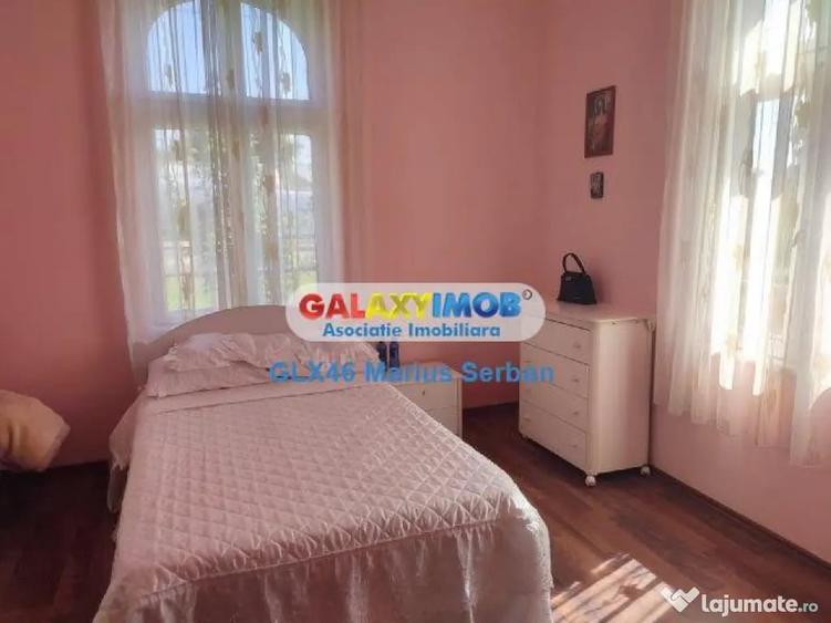 Casă cu 3 camere cu Teren 2354 Mp în Răzvad