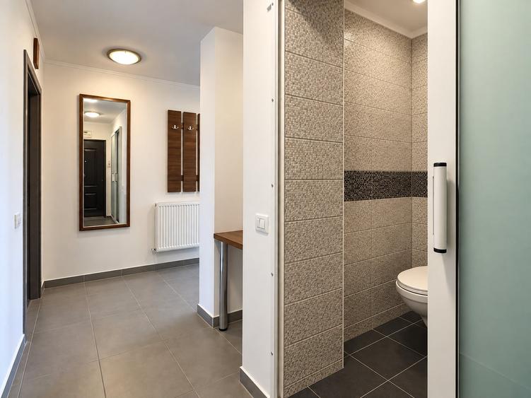 Apartament cu 2 camere decomandat în Drumul Taberei