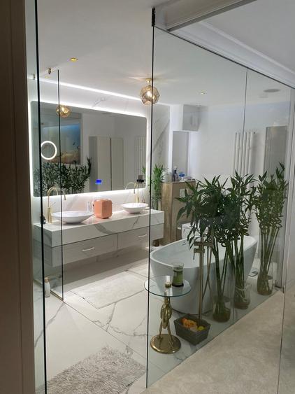 Apartament cu 4 camere decomandat în Domenii