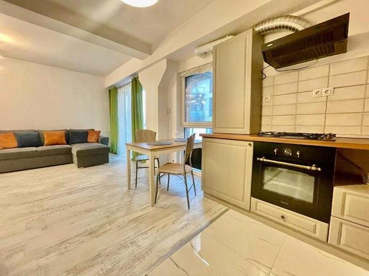 Apartament 2 camere de inchiriat strada Ploiesti zona centrala