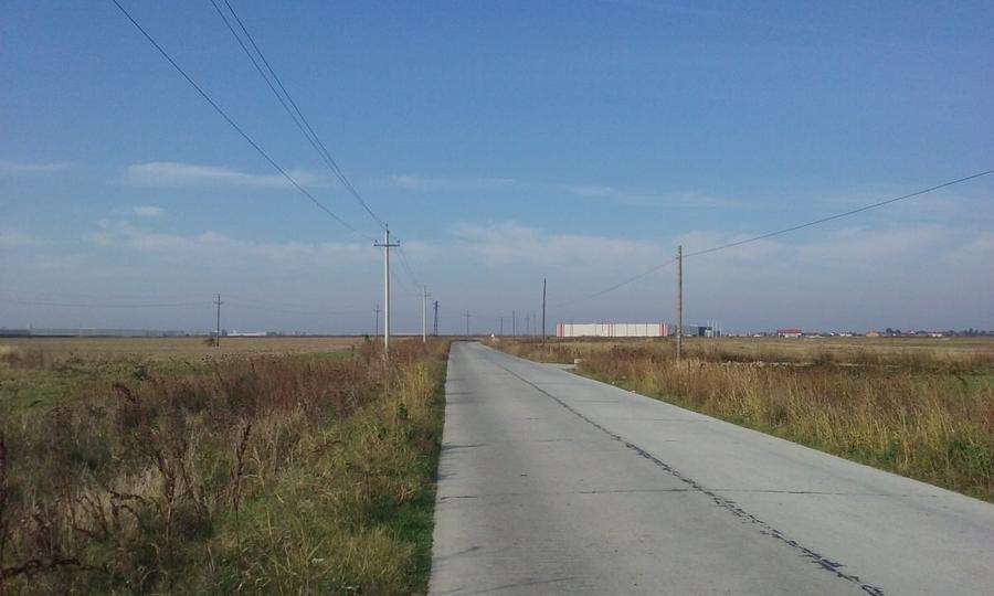 Teren Construcții intravilan de 18100 mp, în Joița