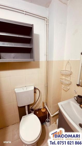 Apartament cu 3 camere decomandat în Siderurgiștilor