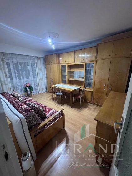 Apartament cu 3 camere decomandat, mobilat în Mănăștur