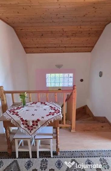 Casă cu 4 camere cu Teren 355 Mp în Central