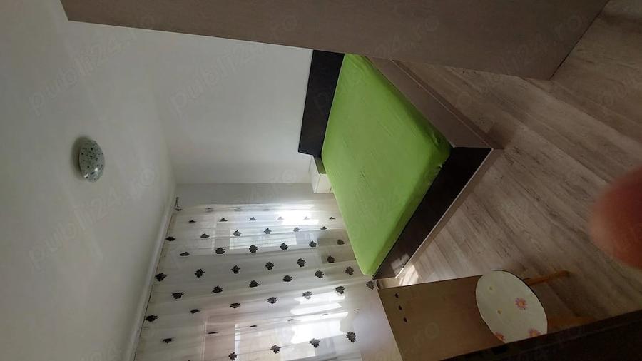 Apartament cu 3 camere decomandat în Giroc