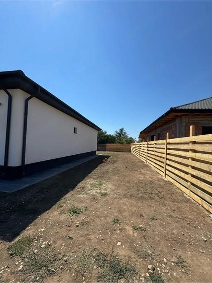Casă cu Teren 450 Mp în Crevedia
