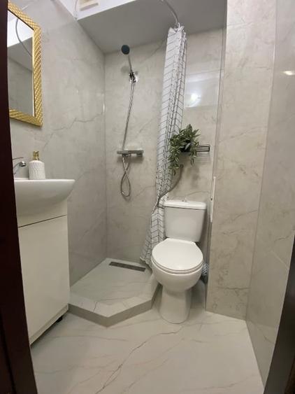 Inchiriez apartament 2 CAMERE,CONSTANTA, zona Scoala gimnazială nr. 8 - 1