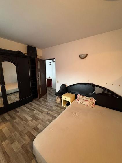 Apartament cu 2 camere semidecomandat în Gara