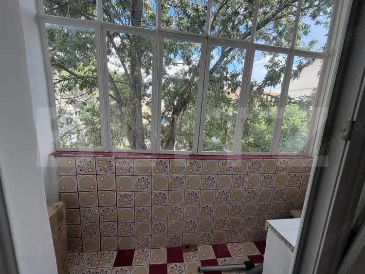 Apartament cu 3 camere decomandat în Rogerius
