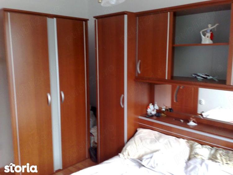 Apartament cu 2 camere, mobilat în Pajura