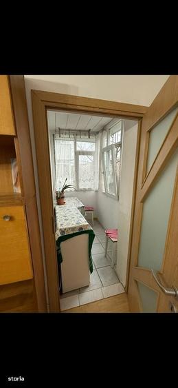 Apartament cu 2 camere decomandat în Exterior Vest