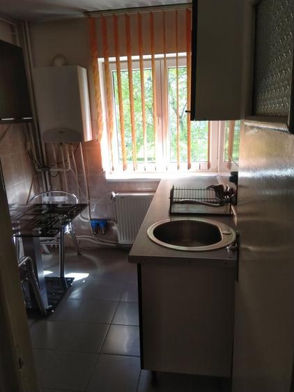 Ultracentral 2 camere etaj 1 - 9
