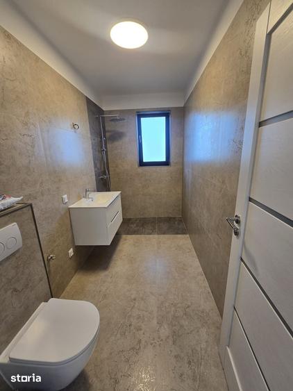Apartament cu 3 camere decomandat în Baciu