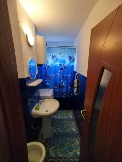 Apartament cu 2 camere semidecomandat în Agadici