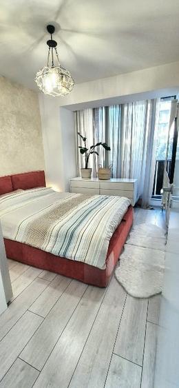 Apartament cu 2 camere semidecomandat, mobilat în Titan