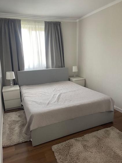 Apartament cu 3 camere în Drumul Taberei
