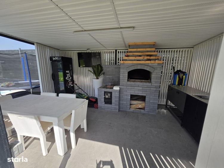 Casă cu 4 camere cu Teren 1200 Mp în Central