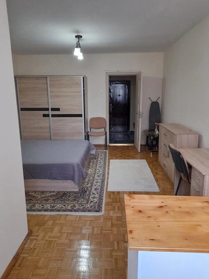 Garsonieră semidecomandată în Rogerius