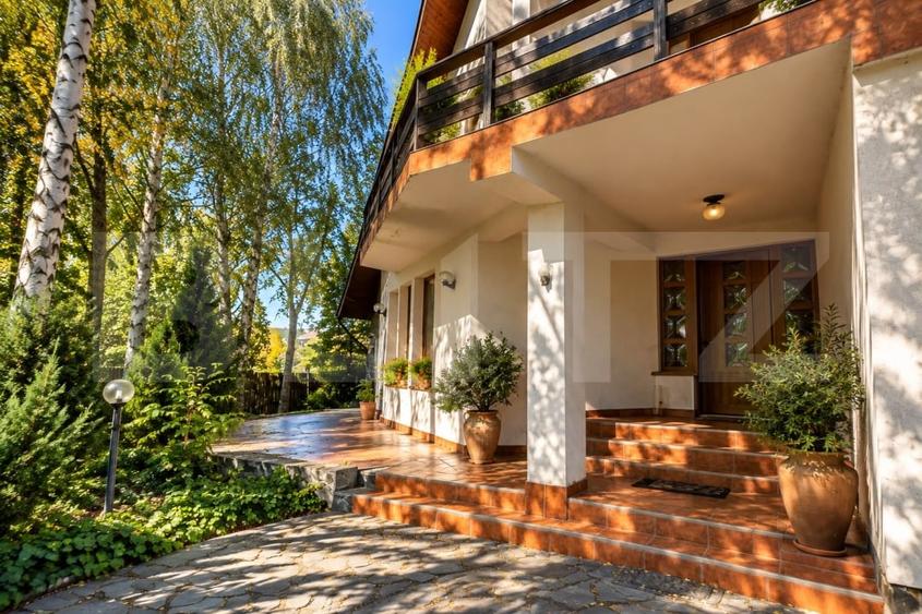 Casă individuală cu 5 camere cu Canalizare în Sângeorgiu de Pădure