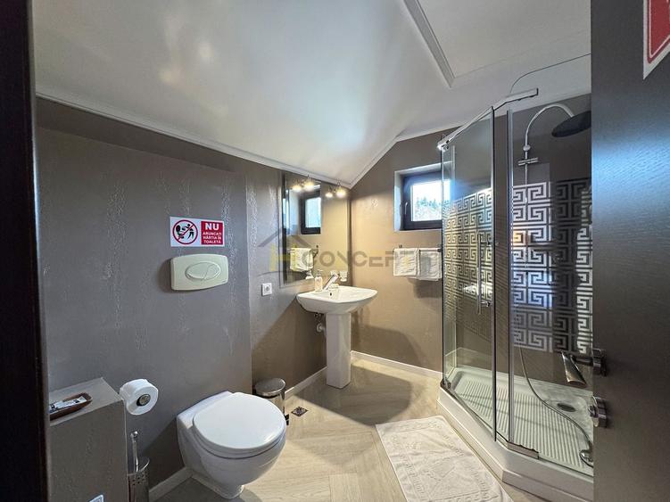 Casă individuală cu 14 camere cu Piscina în Predeal