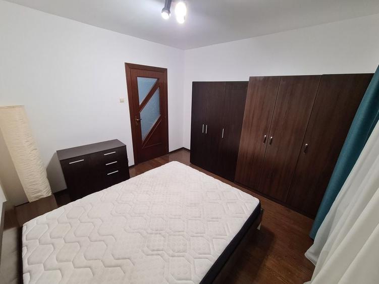 Apartament cu 2 camere decomandat în Lacul Tei