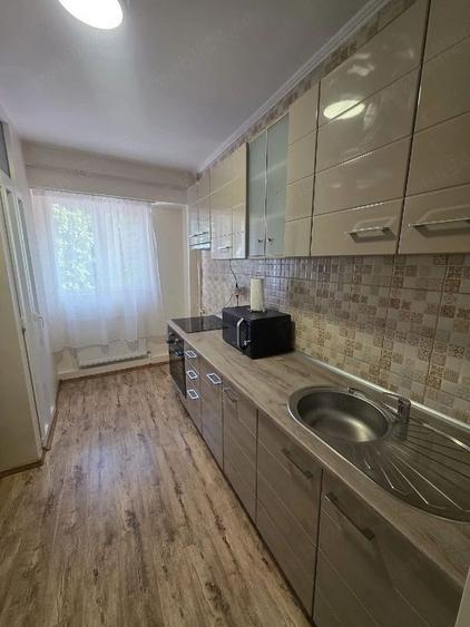 Apartament cu 2 camere decomandat în Mazepa 2
