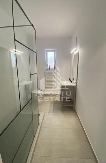 Apartament cu 3 camere semidecomandat în Dâmbovița