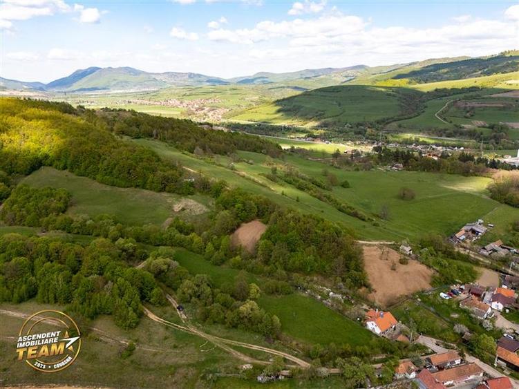 Teren agricol extravilan de 11306 mp, în Exterior Est