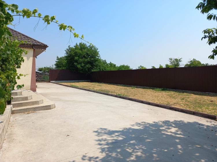 Casă cu 3 camere în Cudalbi