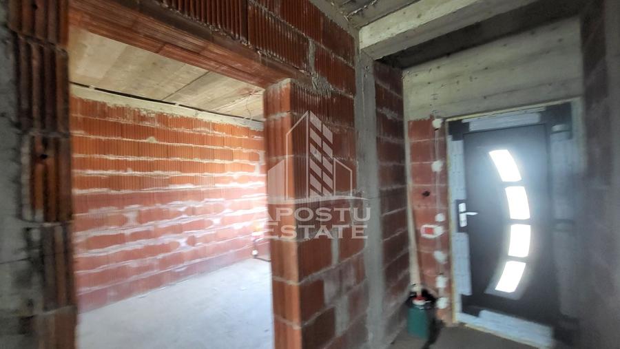 Duplex cu 5 camere cu Canalizare în Becicherecu Mic